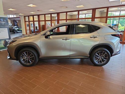 2024 Lexus NX 350h Premium