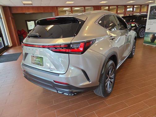 2024 Lexus NX 350h Premium