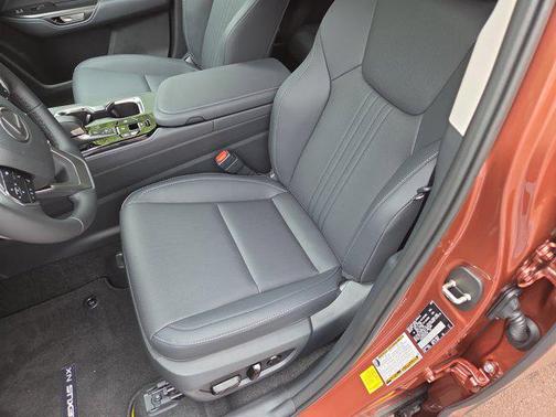 2025 Lexus NX 350h Premium