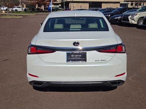 2021 Lexus ES 350 Base