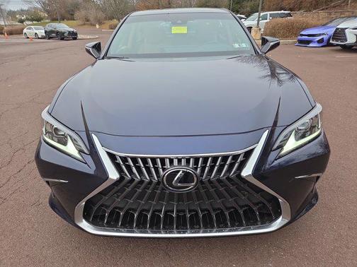 2025 Lexus ES 350 Base