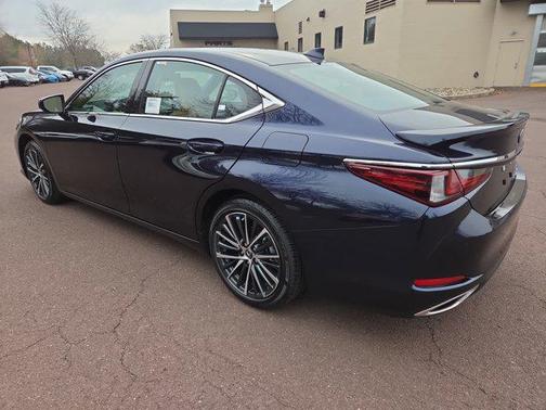 2025 Lexus ES 350 Base