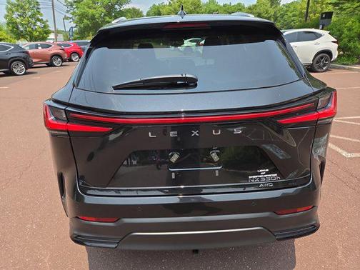 2025 Lexus NX 350h Premium