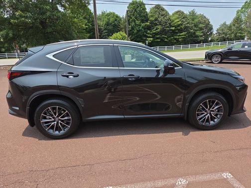 2025 Lexus NX 350h Premium