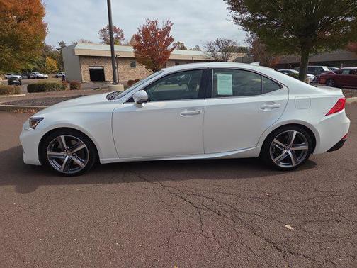 2018 Lexus IS 300 Base