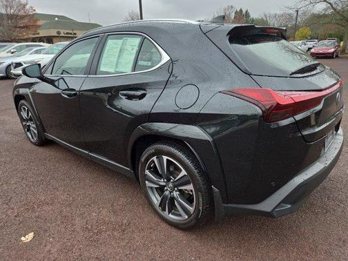 2023 Lexus UX 250h Base