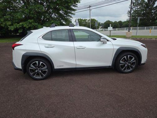 2021 Lexus UX 250h Base