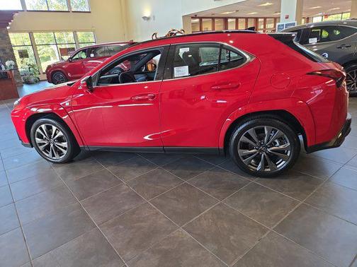 2025 Lexus UX 300h F SPORT Handling