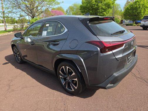 2025 Lexus UX 300h Premium