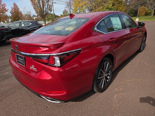 2025 Lexus ES 350 Base