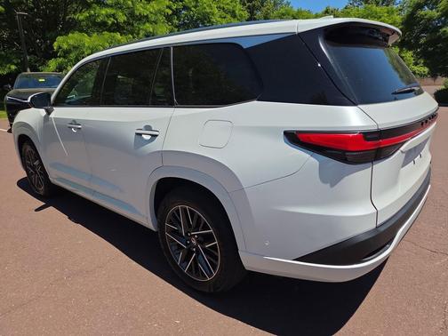 Wind Chill Pearl 2026 Lexus TX 350 Premium