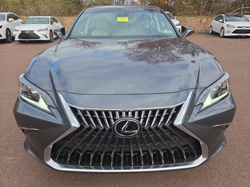 2025 Lexus ES 350 Base