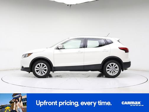 White 2019 Nissan Rogue Sport SV