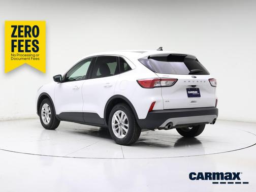 White 2022 Ford Escape SE