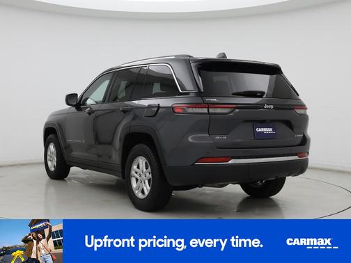 Gray 2023 Jeep Grand Cherokee Laredo