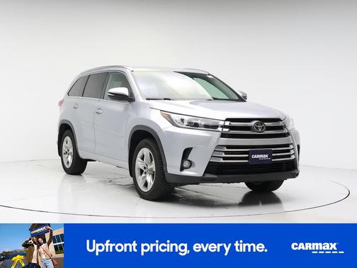 Silver 2018 Toyota Highlander Limited