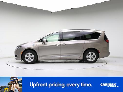 Tan 2018 Chrysler Pacifica Hybrid Limited