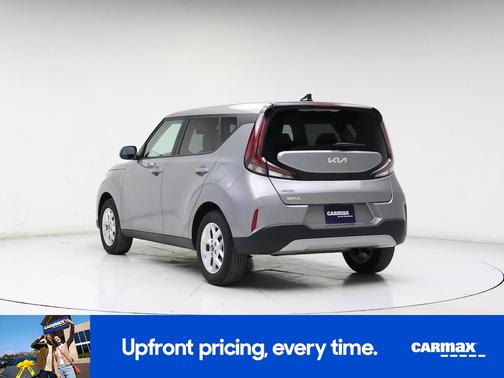 Silver 2025 Kia Soul LX