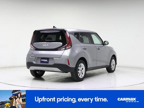 Silver 2025 Kia Soul LX