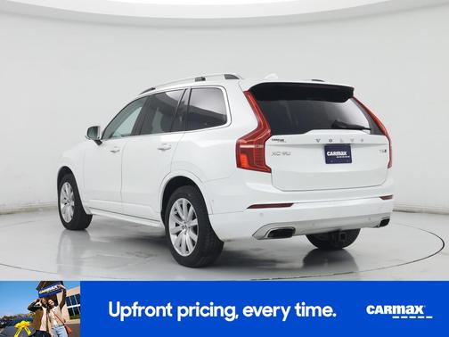 2018 Volvo XC90 T6 Momentum