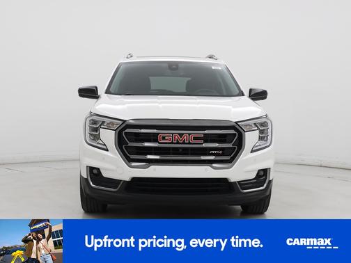 White 2023 GMC Terrain AT4