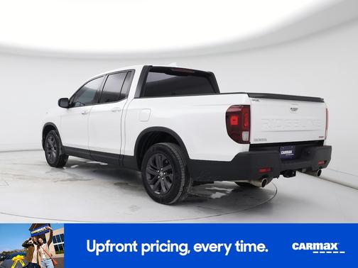 White 2024 Honda Ridgeline Sport