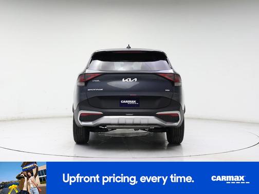 Gray 2025 Kia Sportage LX