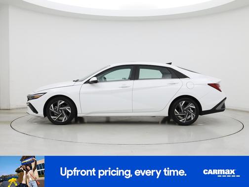 White 2025 Hyundai ELANTRA Limited