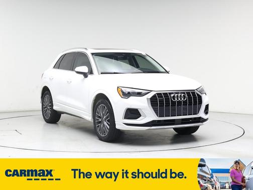 2022 Audi Q3 Premium