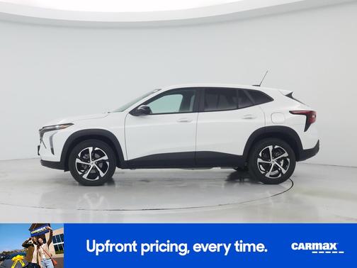 White 2024 Chevrolet Trax 1RS