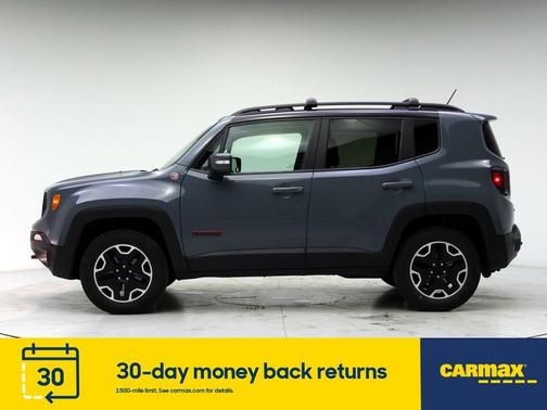 Photo 3 of 26 of 2017 Jeep Renegade Trailhawk
