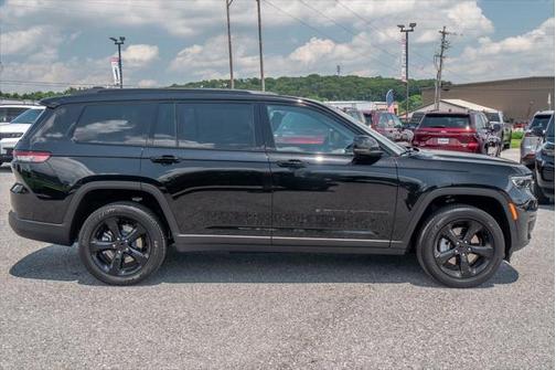 2025 Jeep Grand Cherokee L Altitude