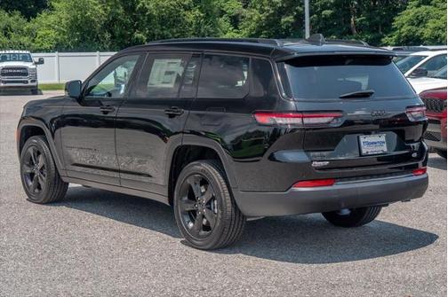 2025 Jeep Grand Cherokee L Altitude