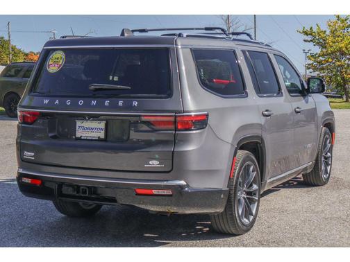 2022 Jeep Wagoneer Series III 4x4