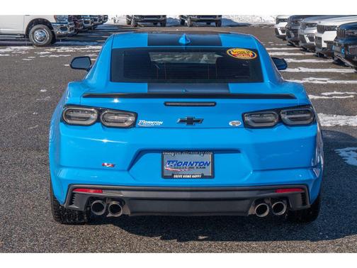 2022 Chevrolet Camaro RWD Coupe LT1