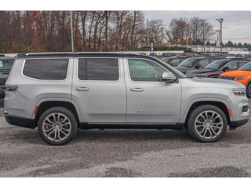 2022 Jeep Grand Wagoneer Series II 4x4