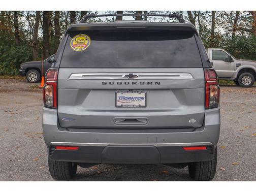 2024 Chevrolet Suburban LS