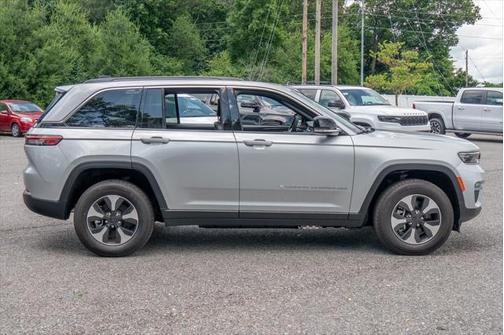 2024 Jeep Grand Cherokee Base 4xe