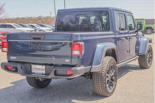 2025 Jeep Gladiator Nighthawk