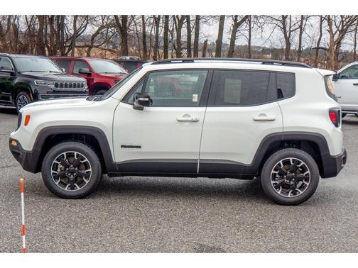 2023 Jeep Renegade Upland