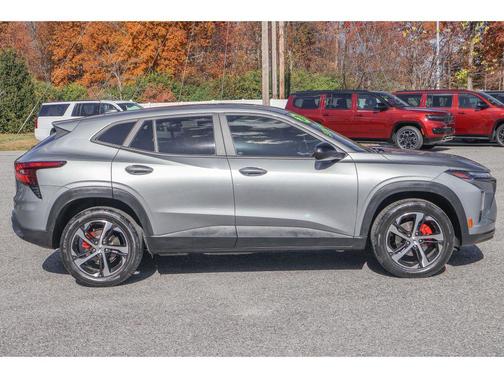 2024 Chevrolet Trax FWD 1RS