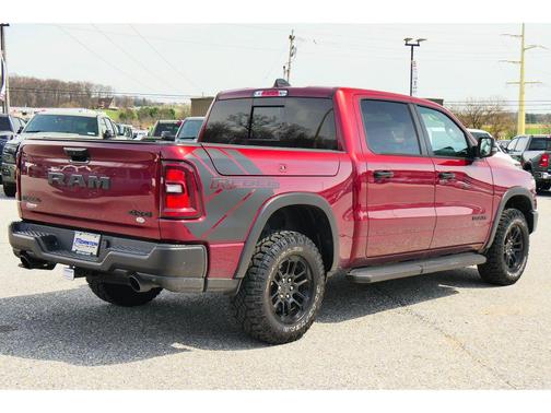 Delmonico Red Pearlcoat 2025 RAM 1500 Rebel