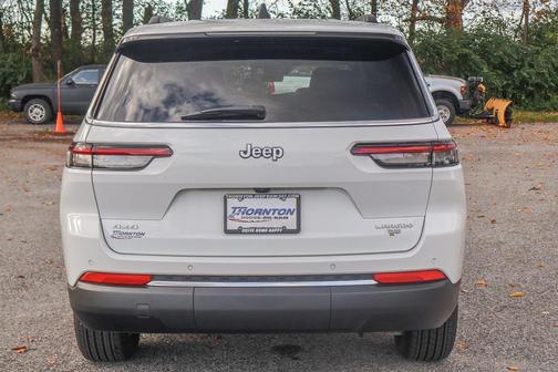 2025 Jeep Grand Cherokee L Laredo