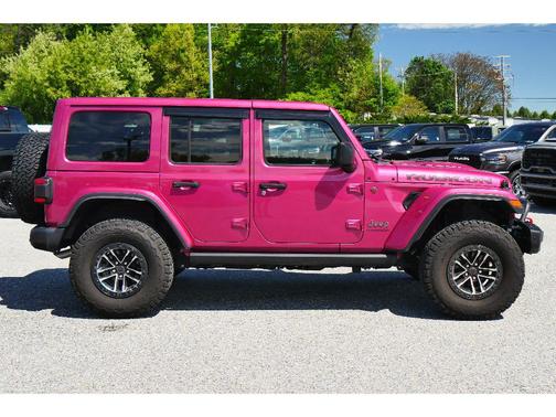 Limited Edition Tuscadero Pearlcoat 2024 Jeep Wrangler Rubicon