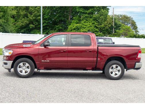 Delmonico Red Pearlcoat 2021 RAM 1500 Big Horn/Lone Star