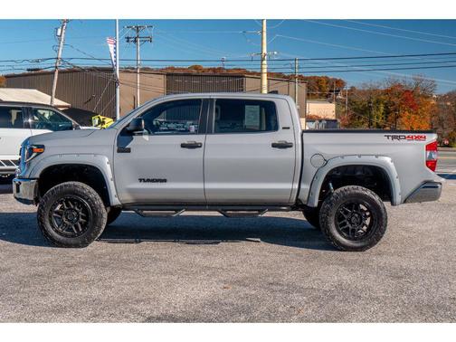 2020 Toyota Tundra SR5