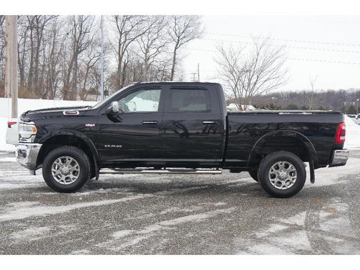 2022 RAM 2500 Laramie Crew Cab 4x4 6'4' Box