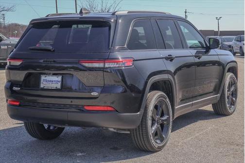 2025 Jeep Grand Cherokee Altitude