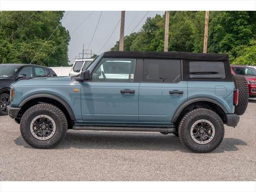2022 Ford Bronco Badlands