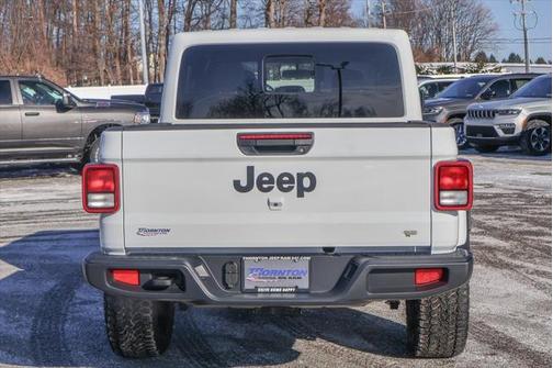 2025 Jeep Gladiator Nighthawk